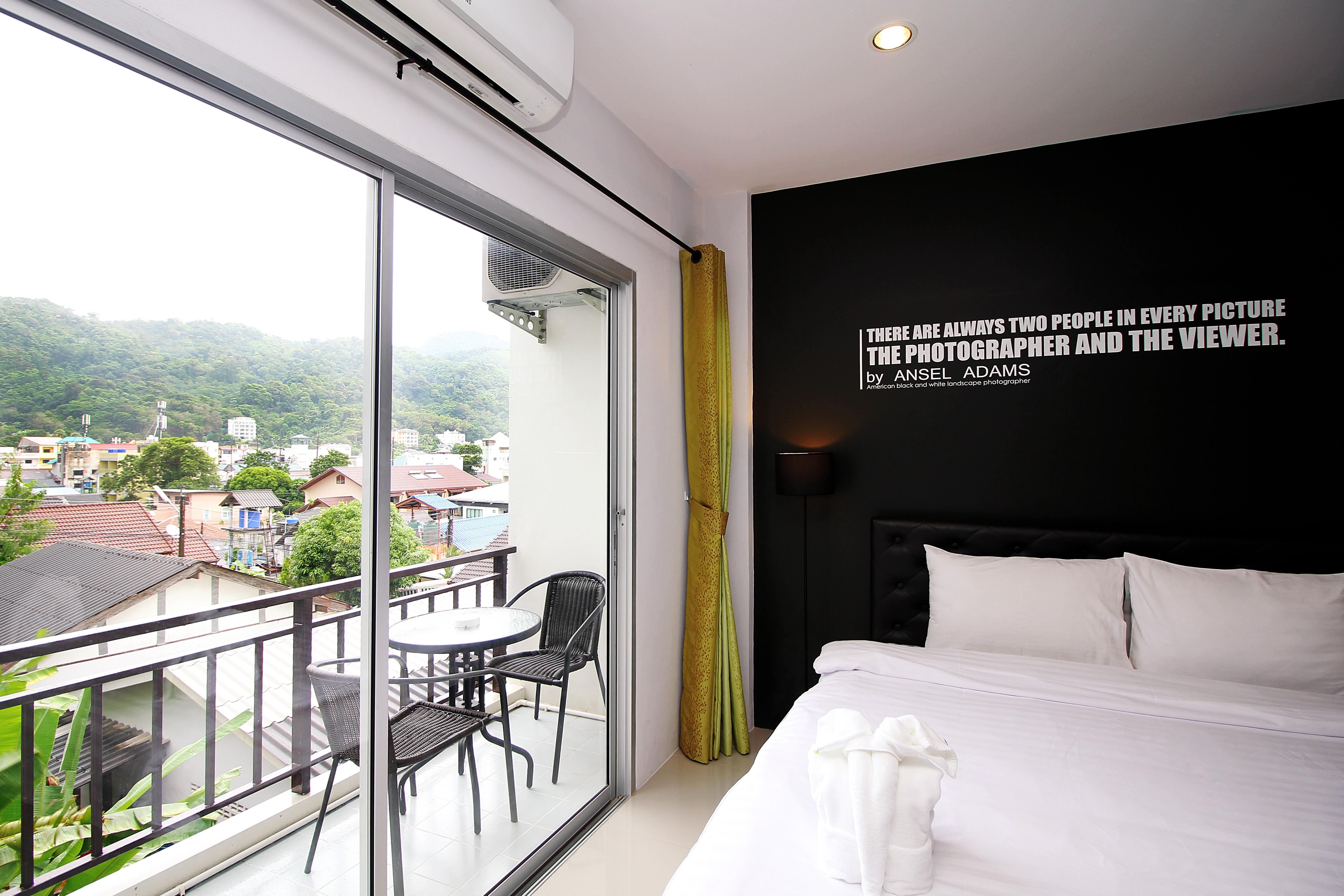 The Artist House Hotel Patong Luaran gambar