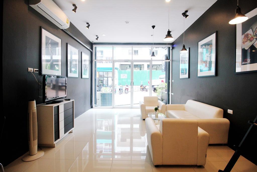 The Artist House Hotel Patong Luaran gambar