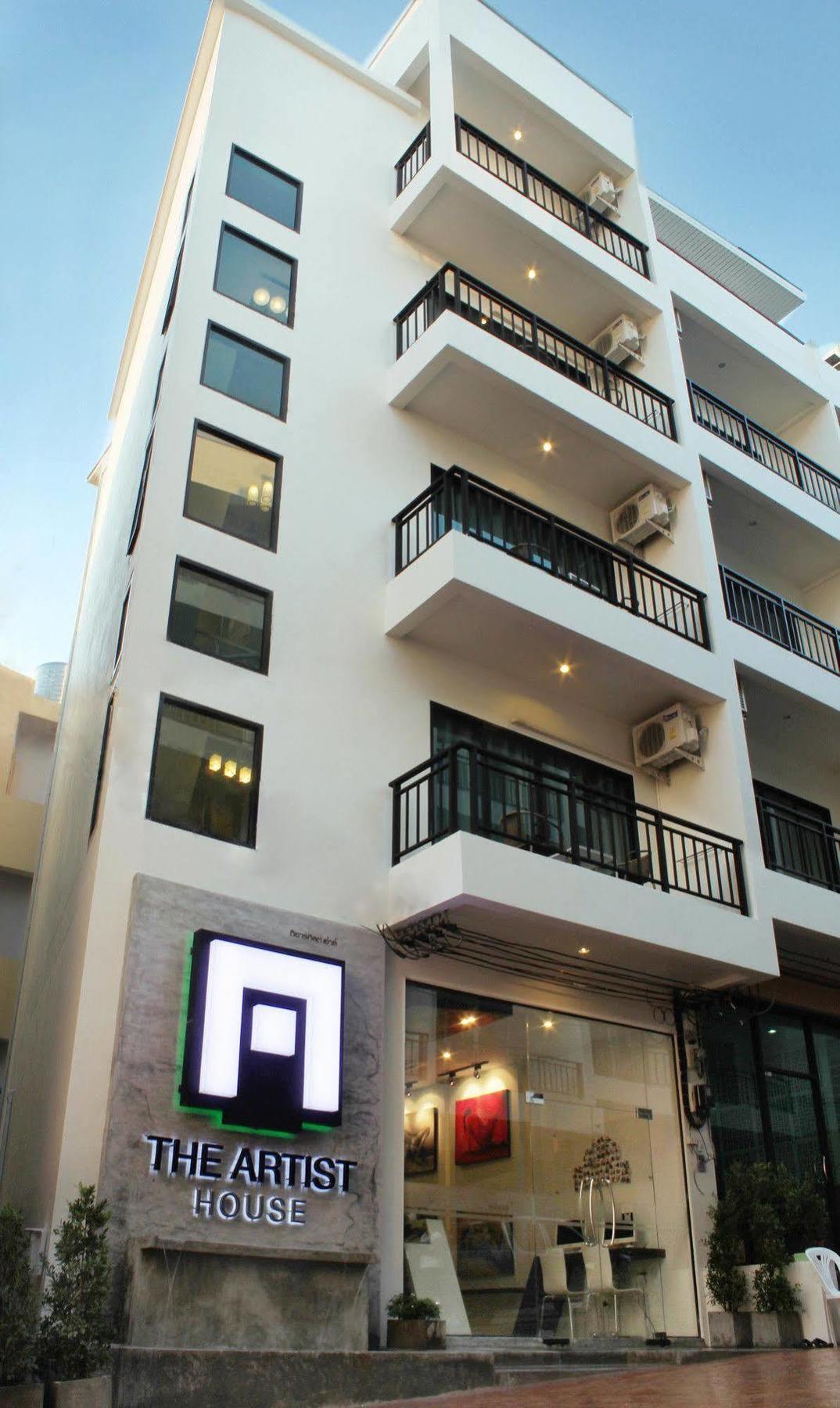 The Artist House Hotel Patong Luaran gambar